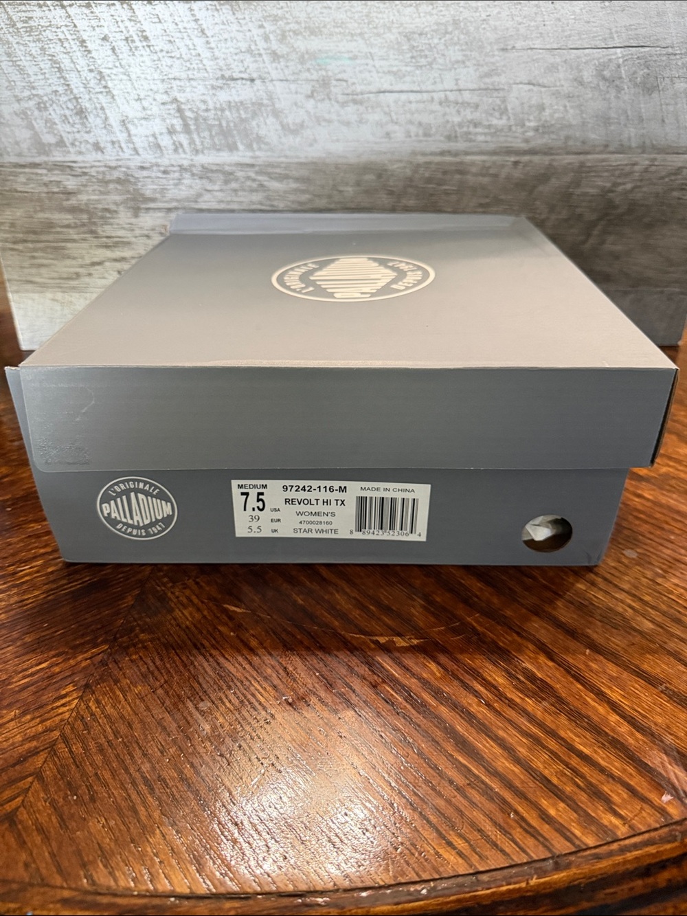 NIB Women Palladium Revolt Hi TX Boots Star White Black Platform Chunky Sz 7.5 - Picture 10 of 12